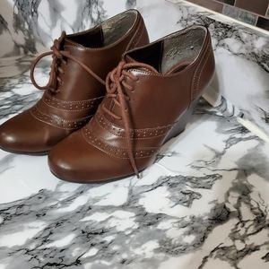 β€οΈβπ©Ή vintage wedges